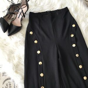 NWOT Button Detail Wide Pants